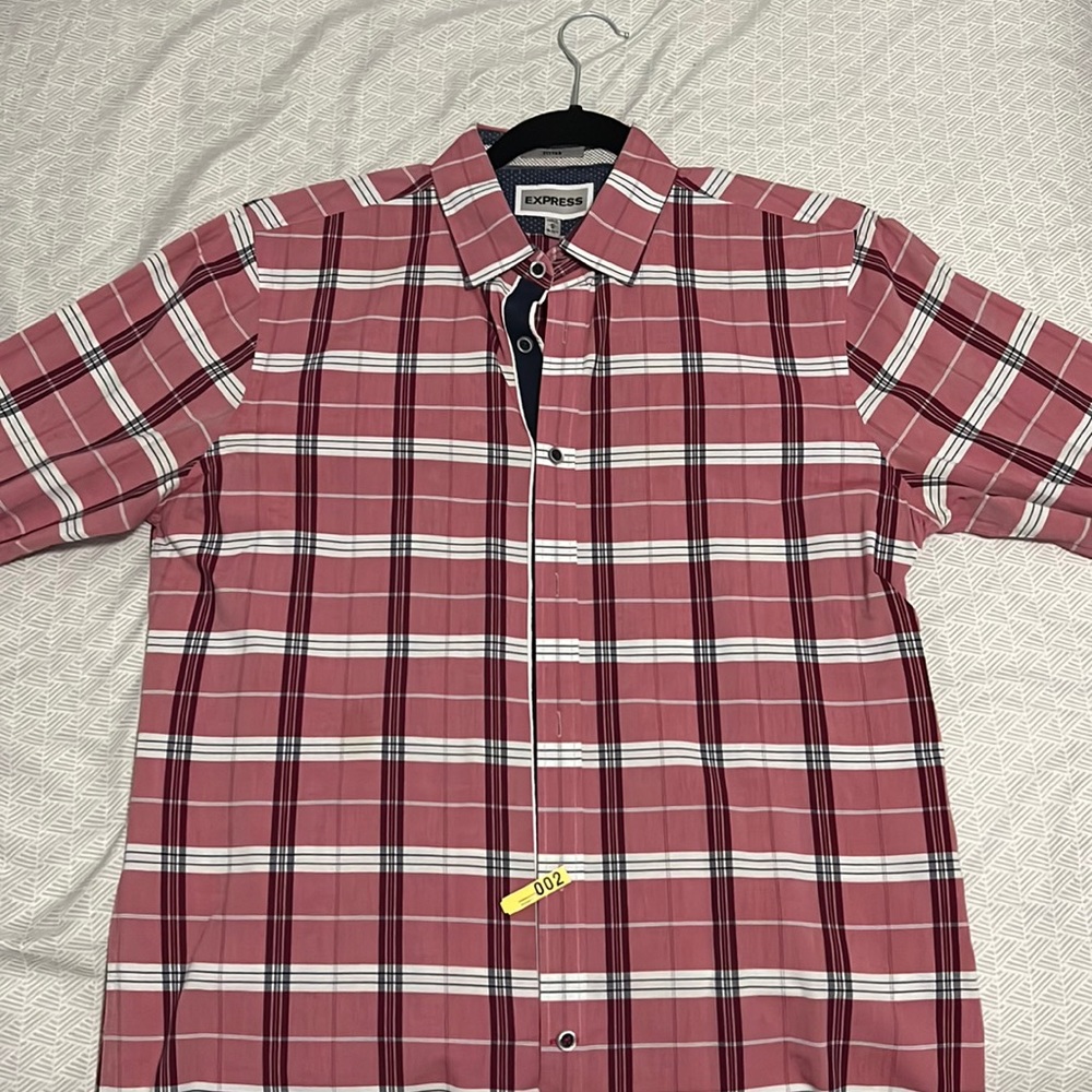 Express button down